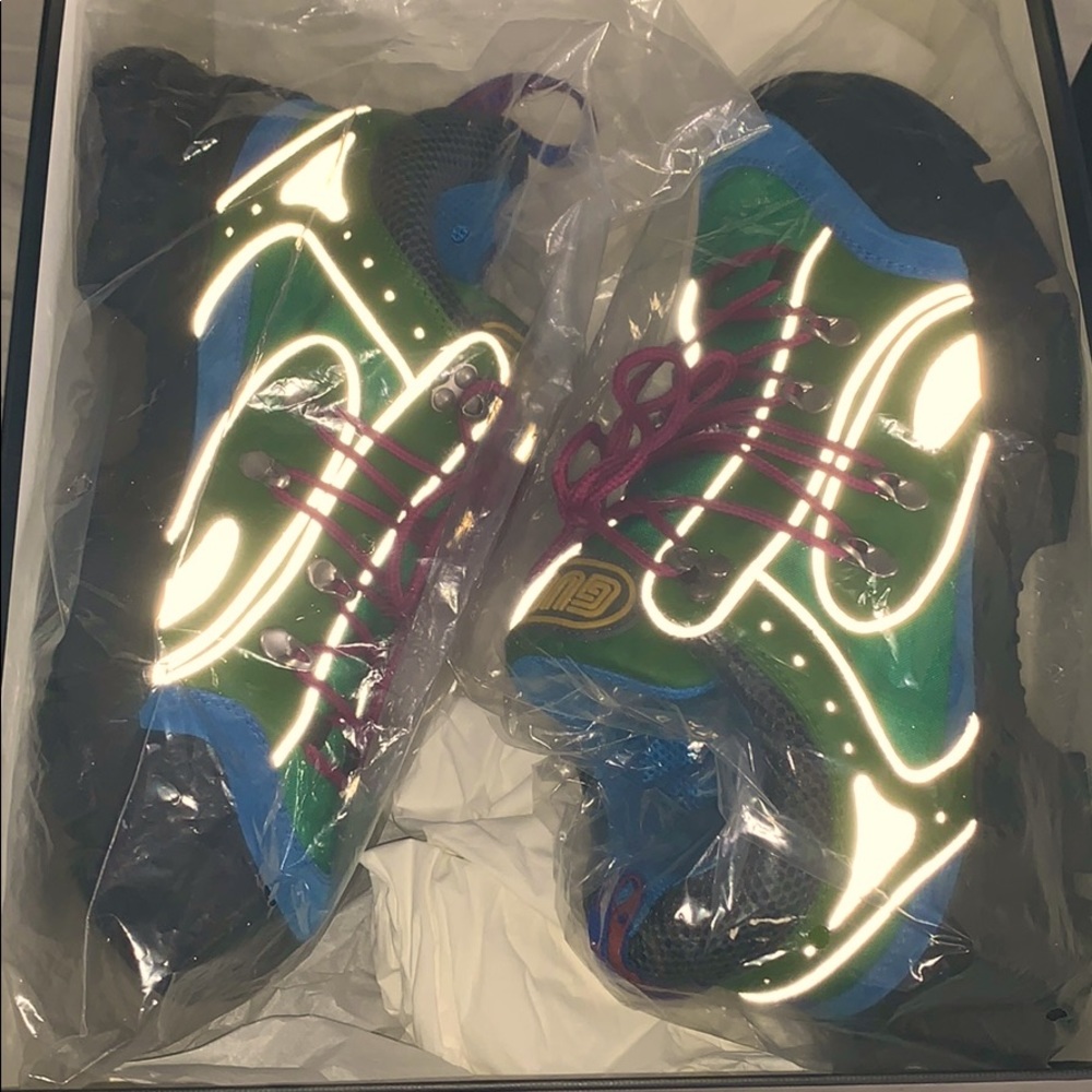 Gucci Flashtrek size 9